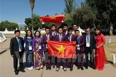 Vietnamese juniors pocket medals at international science Olympiad