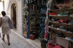 Euro zone slinks toward recession