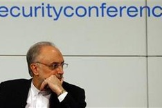 Iran hedges on nuclear talks with six powers or U.S.