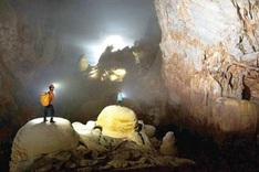 Cable car threatens giant cave