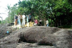 Trekking up Nui Dai Nam Gieng