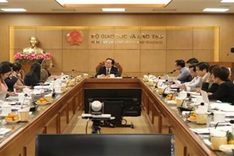 Ministry gathers opinions to improve English teaching