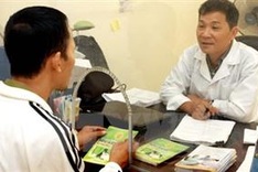 USAID-funded project enhances community links in HIV prevention