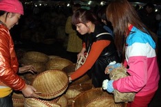 A walk through Vieng market