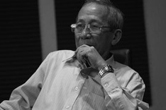 Young singer opposes veteran musician's criticism