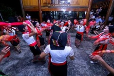Thái women in Nghệ An learn to promote community-based tourism
