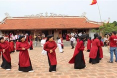 Xoan and Bai Choi singings among top 10 outstanding cultural events of 2017