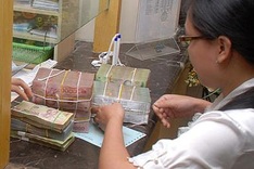 Banks play coy on interest rates