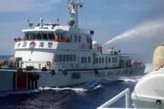 Over 100 scholars attend East Sea seminar in Danang