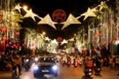 Hanoi lighting up for Lunar New Year
