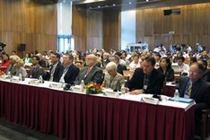 Conference gathers international scientists to address pollution