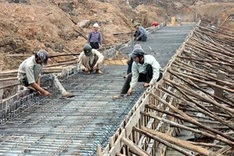 Incompetent construction contractors to be named and shamed