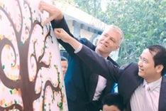 2013 Earth Hour campaign begins