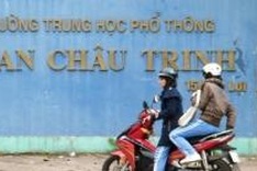 Danang students flout regulations on underage driving