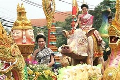 Travel firm fined for leaving 700 tourists stranded in Thailand