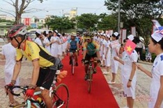Cyclists to compete in race along Hàn River