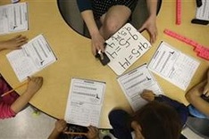 US's Chicago announces mass closing of elementary schools