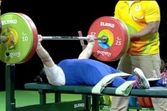 Vietnamese female weightlifter wins bronze in Paralympic powerlifting