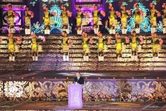 Hue Festival 2014 opens in light and music