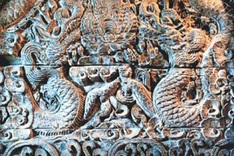 Insight into Vietnamese art published in English