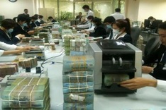 Big banks further slash deposit interest rates