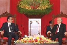 Vietnam cements strategic partnership with China