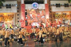 Red River Delta shows off culture