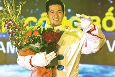 Thanh Long wins voyage into space