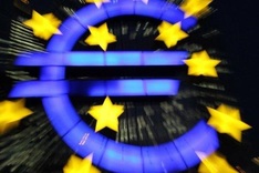 EU finance ministers divided on bank supervision