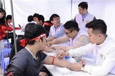 Thousands of youths respond to blood donation campaign in Hanoi