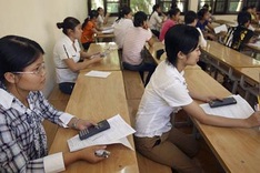 Fewer students vie for university places