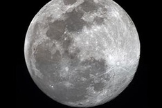 Full moon, comet starring in night sky show this weekend