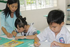 Acute shortage of special schools for handicapped in Vietnam