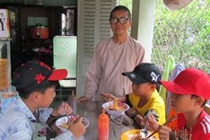 Islet eatery offers good food for soul