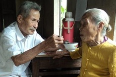 Elderly couple stricken by poverty