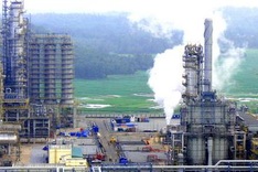 PetroVietnam opposes USD27-billion refinery project
