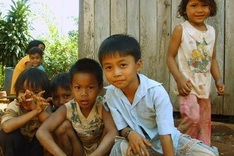 Plan International pledges more aid for poor central highlanders