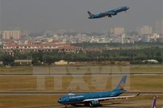 Vietnamese carriers run over 150,000 flights in first half