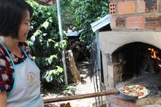 Wood fired pizza – A hit with tourists in Da Lat