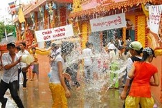 Khmer people celebrate traditional New Year