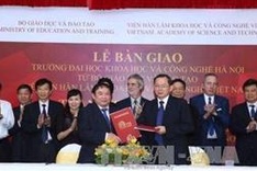 Hanoi Science-Technology University handed over to Vietnam Academy of Science and Technology