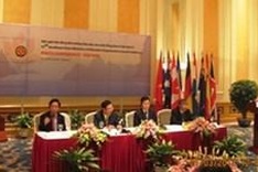 Vietnam pledges all-out effort to reduce disparity in education