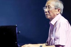 Veteran musician announces resignation