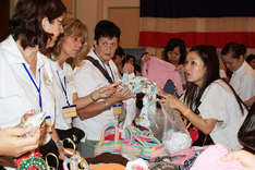 Vietnam attends international bazaar in Geneva