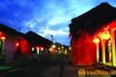 Hoi An receives first international motor tourists