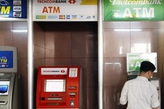 Banks to postpone fees on internal ATM transactions