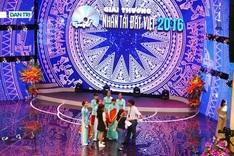 Vietnamese talents honoured at awards