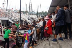 Timetabled cruises of Ha Long Bay to be piloted