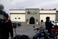 Mexico probes band massacre as 17 bodies found