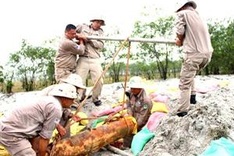 Norway continues help with clearing bombs and mines in Quang Tri